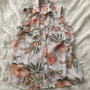 New York & Company Floral Sleeveless Blouse